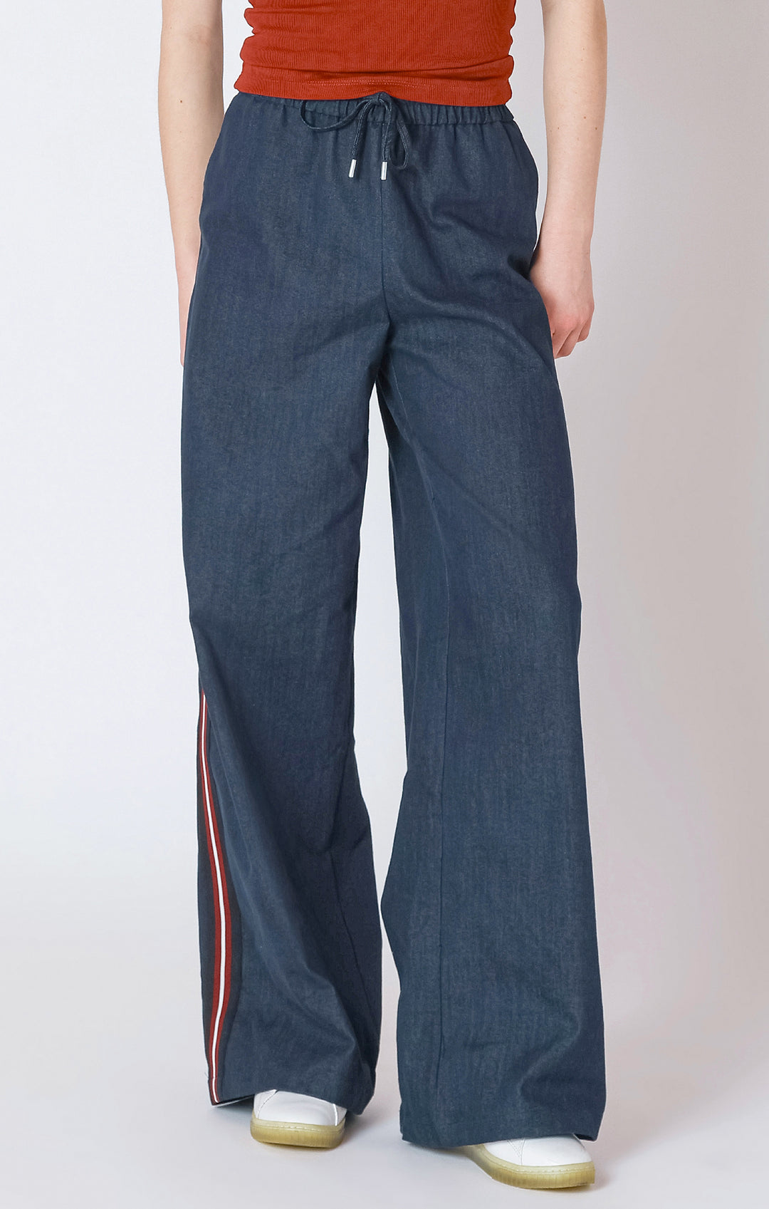 SIDE STRIPE WIDE LEG JEAN - DARK INDIGO