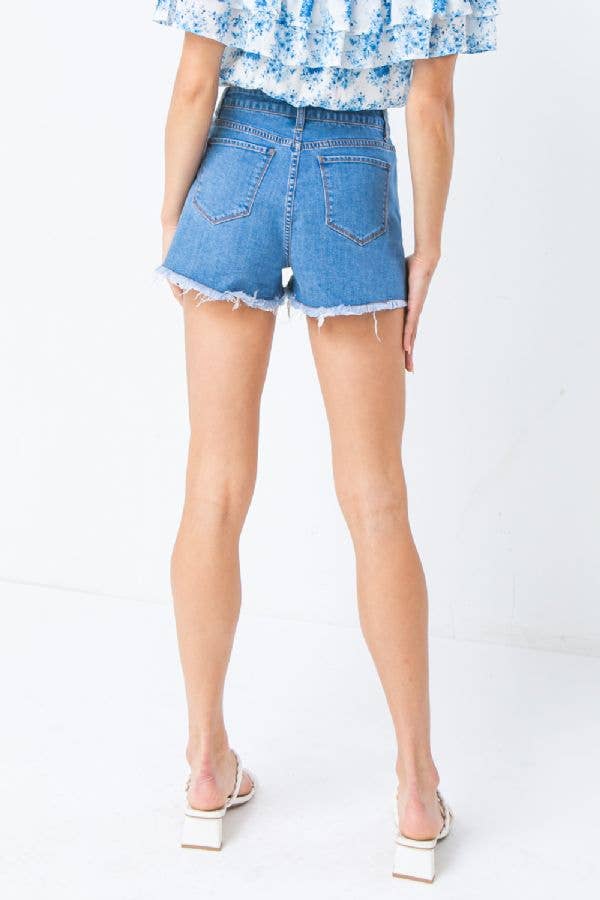 RAW HEM DENIM SHORTS - MEDIUM WASH