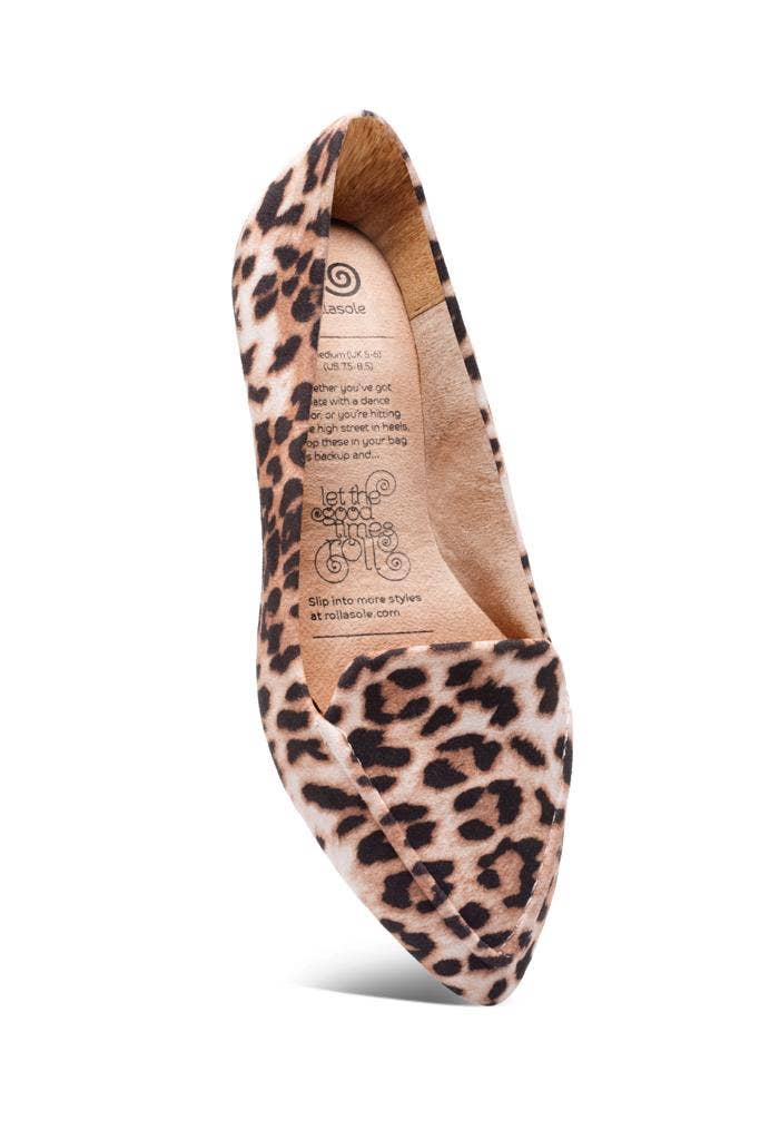 ROLLASOLE POINTED TOE FLATS - TAN LEOPARD