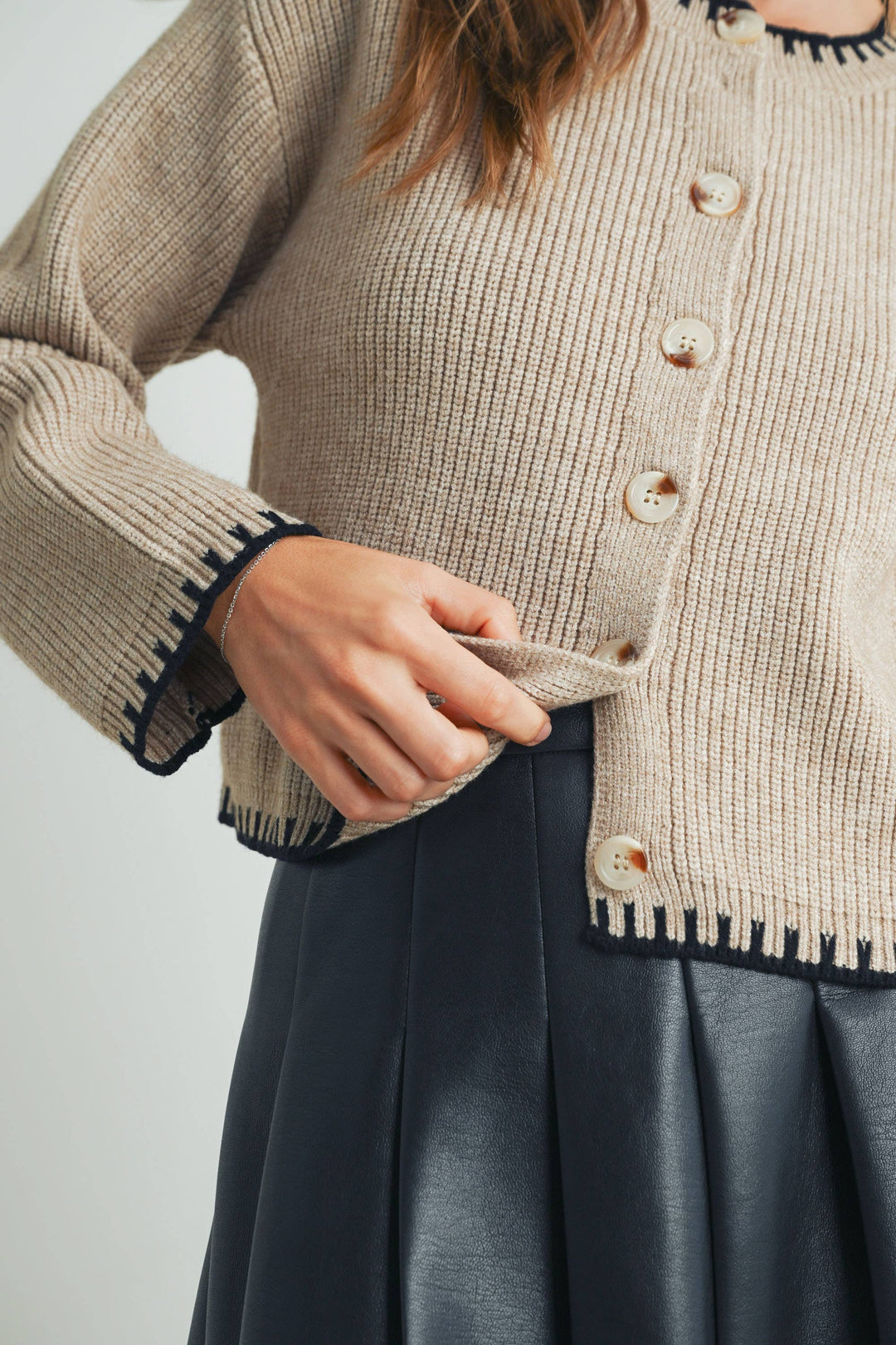 CONTRAST WHIPSTITCH CREWNECK CARDIGAN - TAUPE