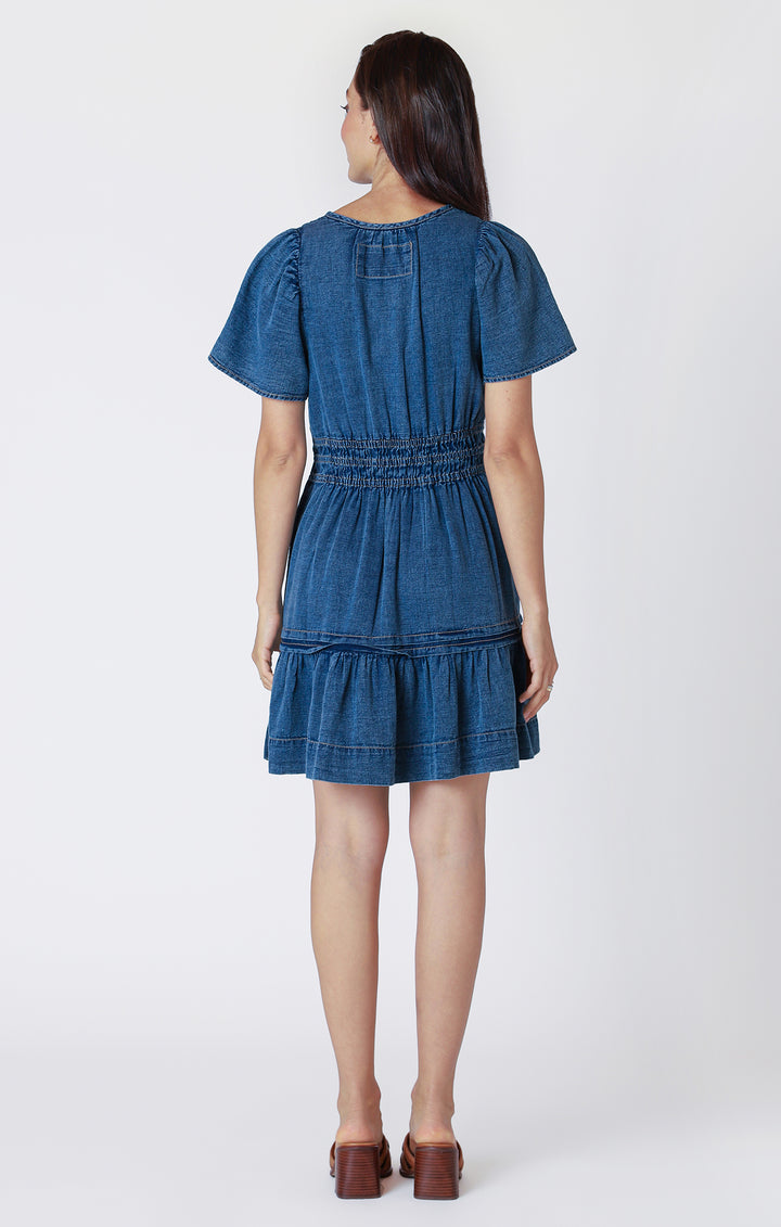 SHORT SLEEVE TIERED DENIM MINI DRESS - INDIGO WASH