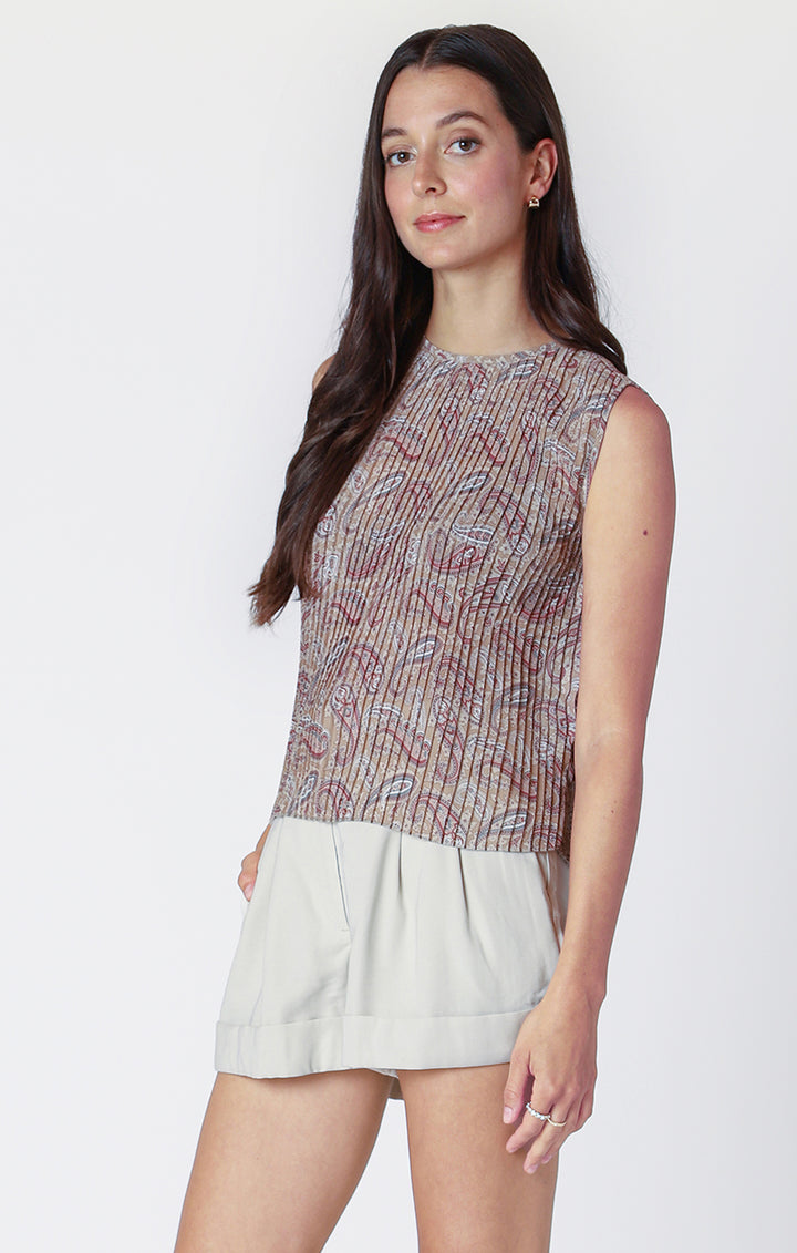 SLEEVELESS PAISLEY PLEATED TOP - NEUTRAL MULTI