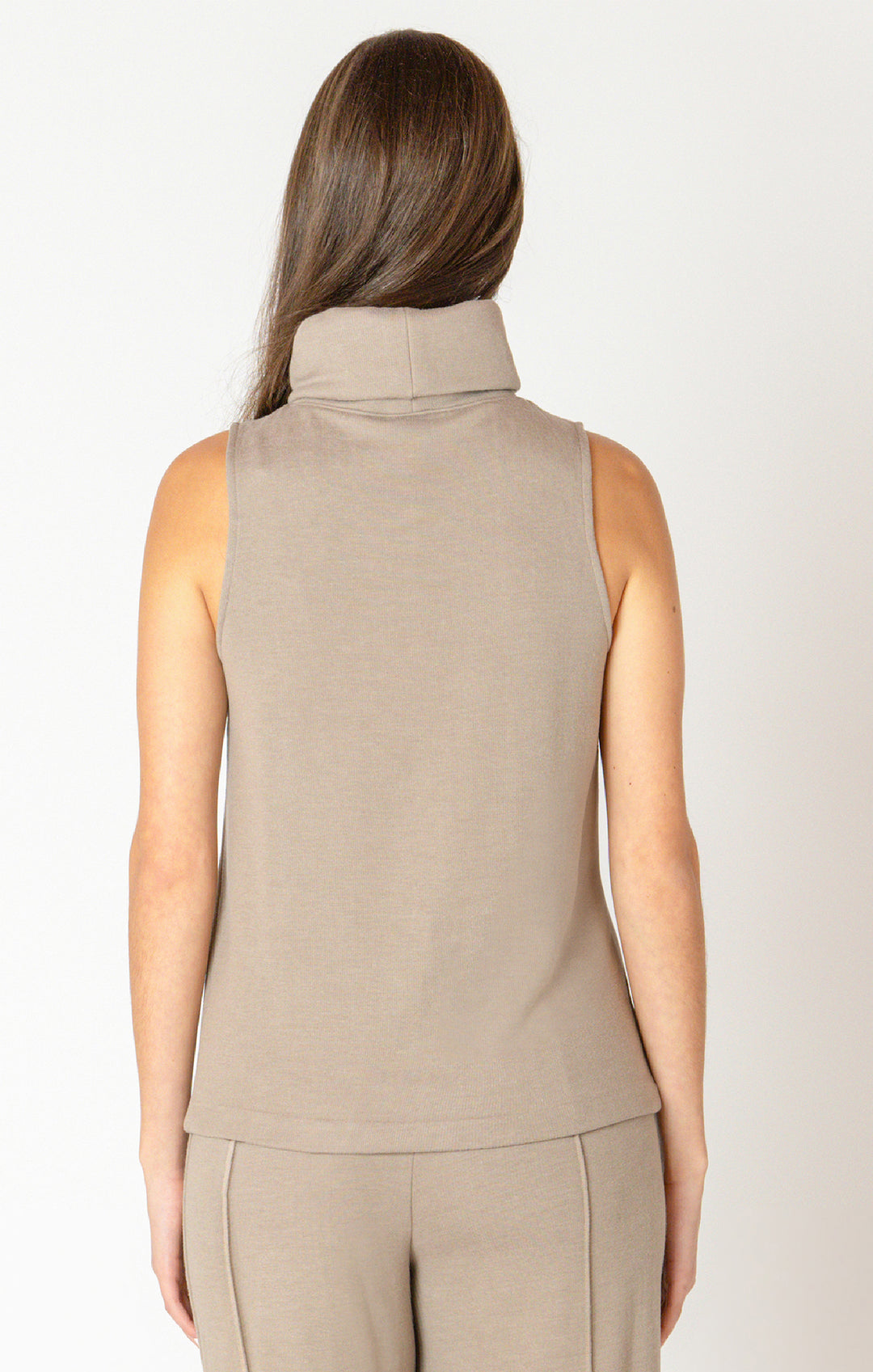 ROLLED NECK SEAMED SLEEVELESS KNIT TOP - ALMOND