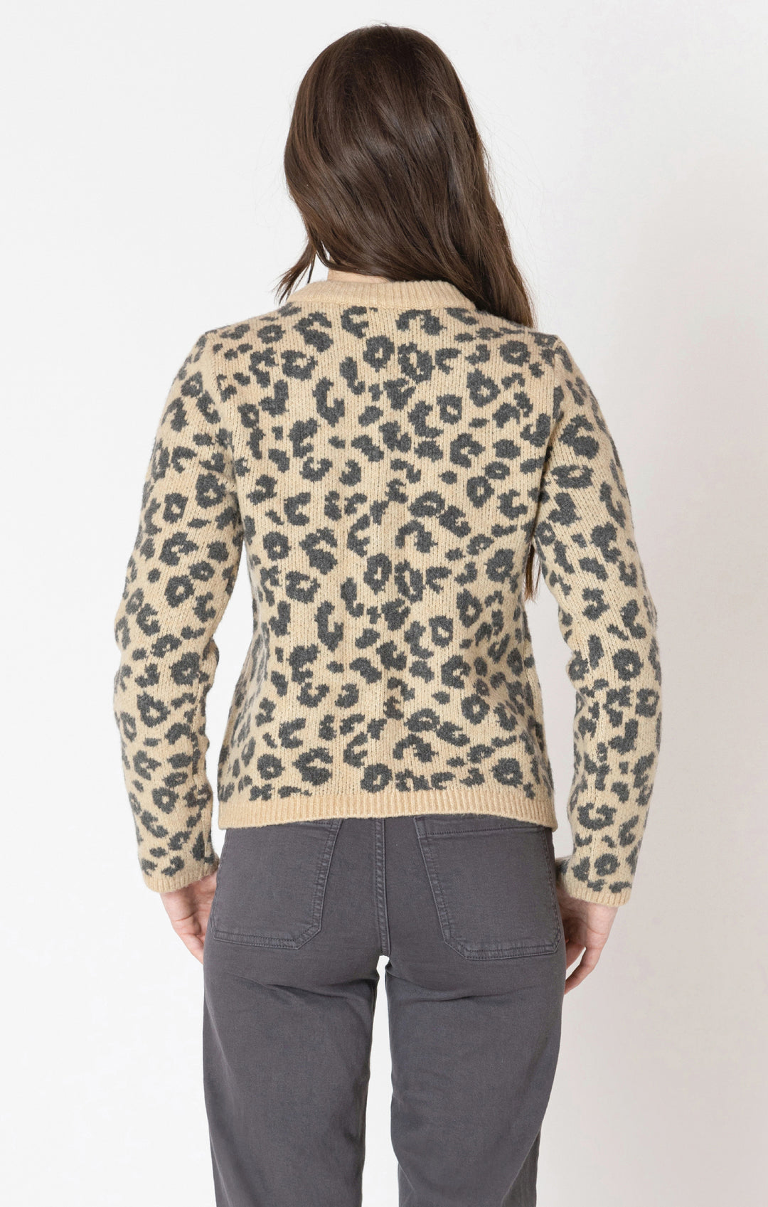 CREWNECK PATTERENED CARDIGAN - LEOPARD