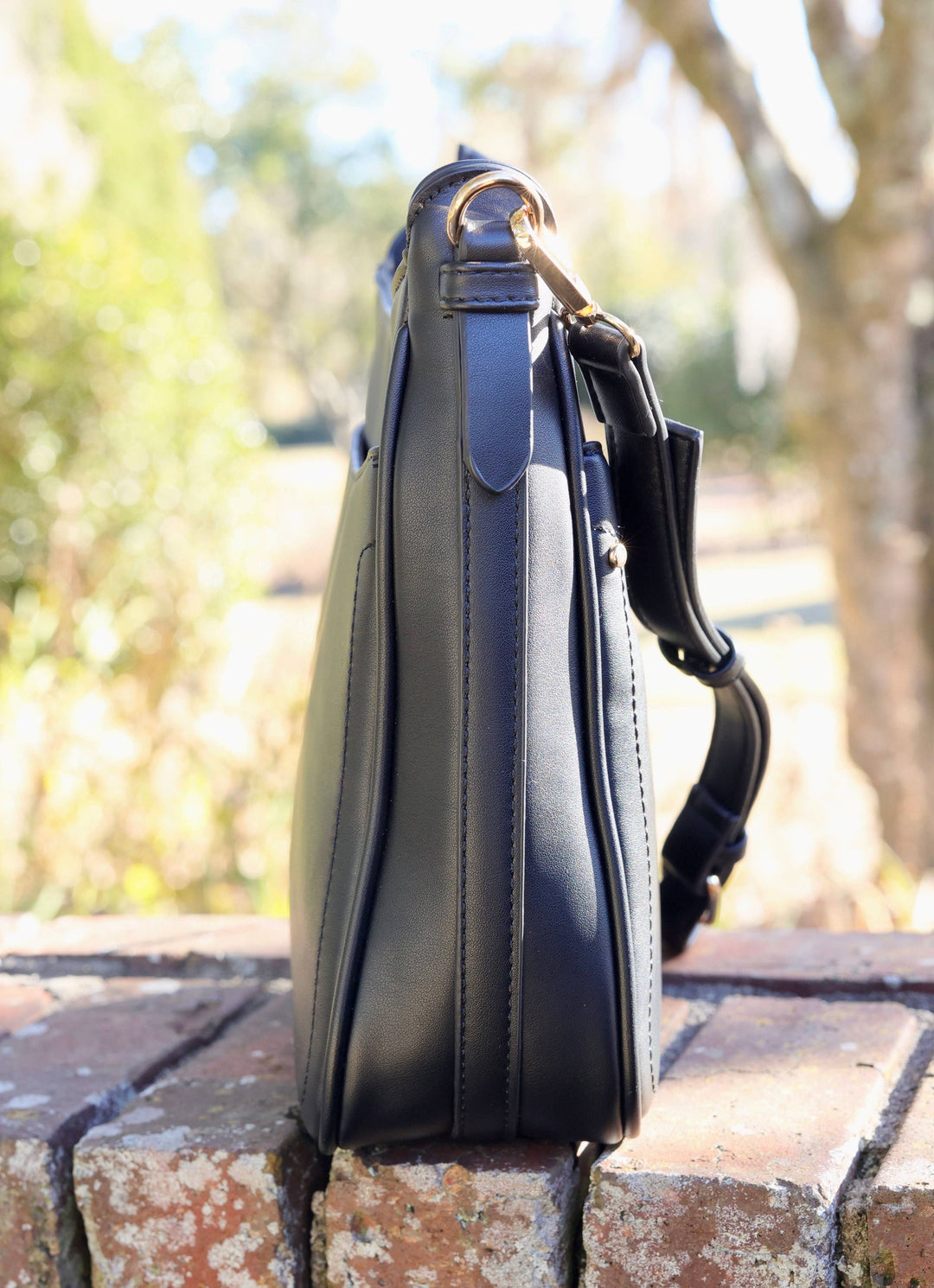 BETHANY CROSSBODY BAG - BLACK