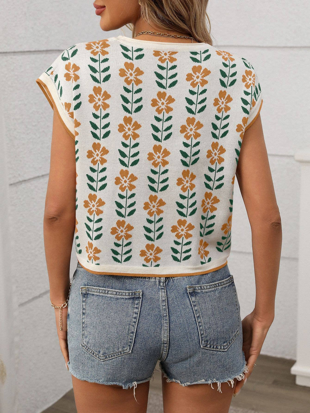SHORT SLEEVE CROPPED KNIT FLORAL SWEATER - KHAKI