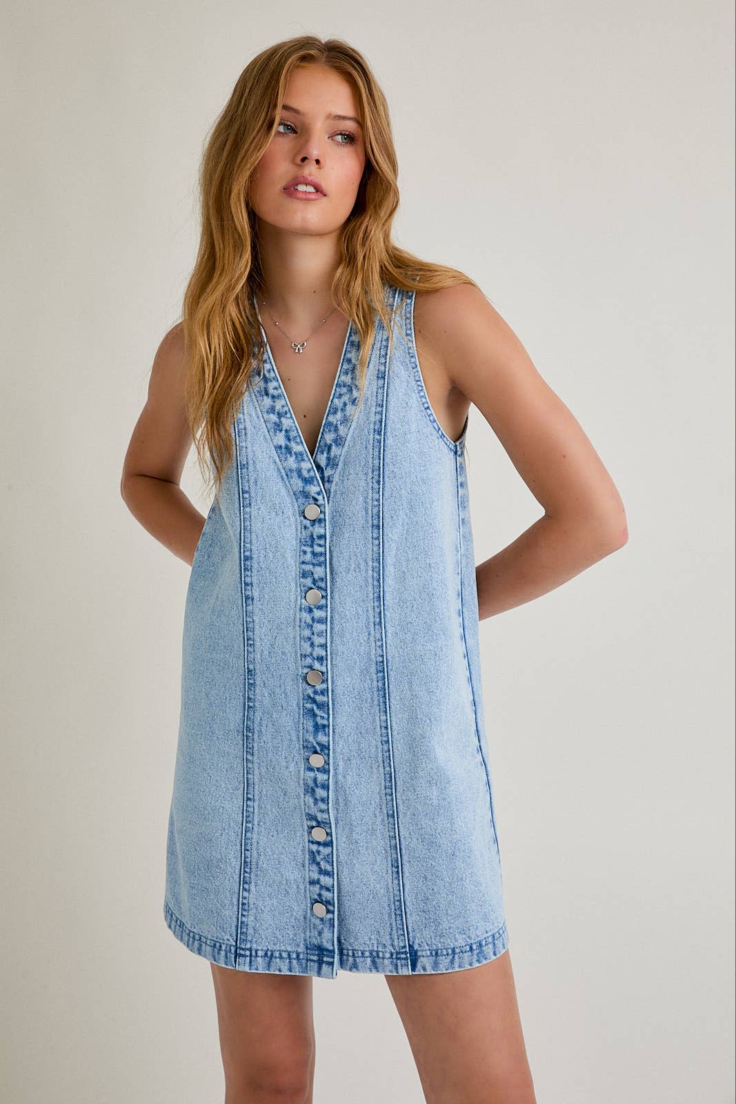 SLEEVELESS V-NECK BUTTON DOWN DENIM MINI DRESS
