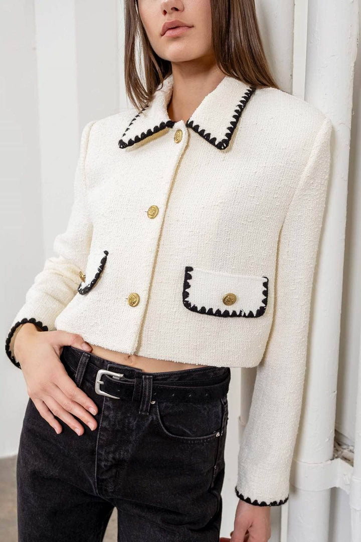 CONTRAST TRIM BUTTON DOWN CROPPED BLAZER - IVORY