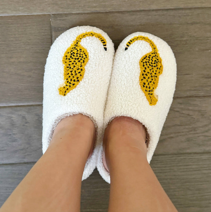 SITTING PRETTY CHEETAH LOUNGE SLIPPERS - IVORY