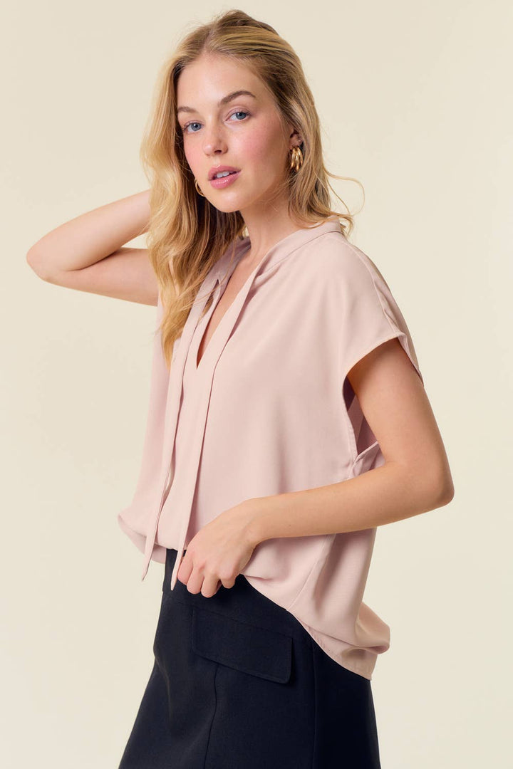 TIED V-NECK DROP SHOULDER WOVEN TOP - SOFT PINK