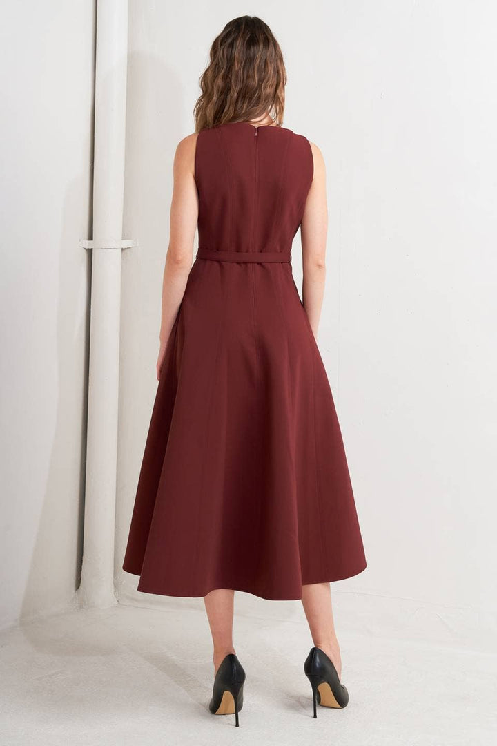 SOLID WOVEN MIDI DRESS - WINE