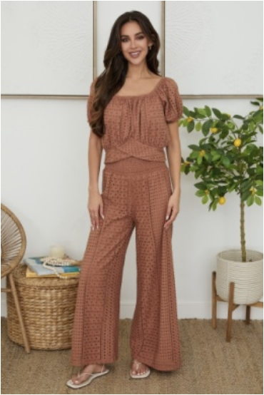 HIGH RISE EYELET WIDE LEG PANT - CAMEL