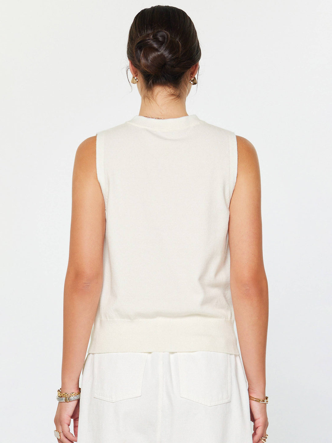 SLEEVELESS HENLEY KNIT VEST - WHITE